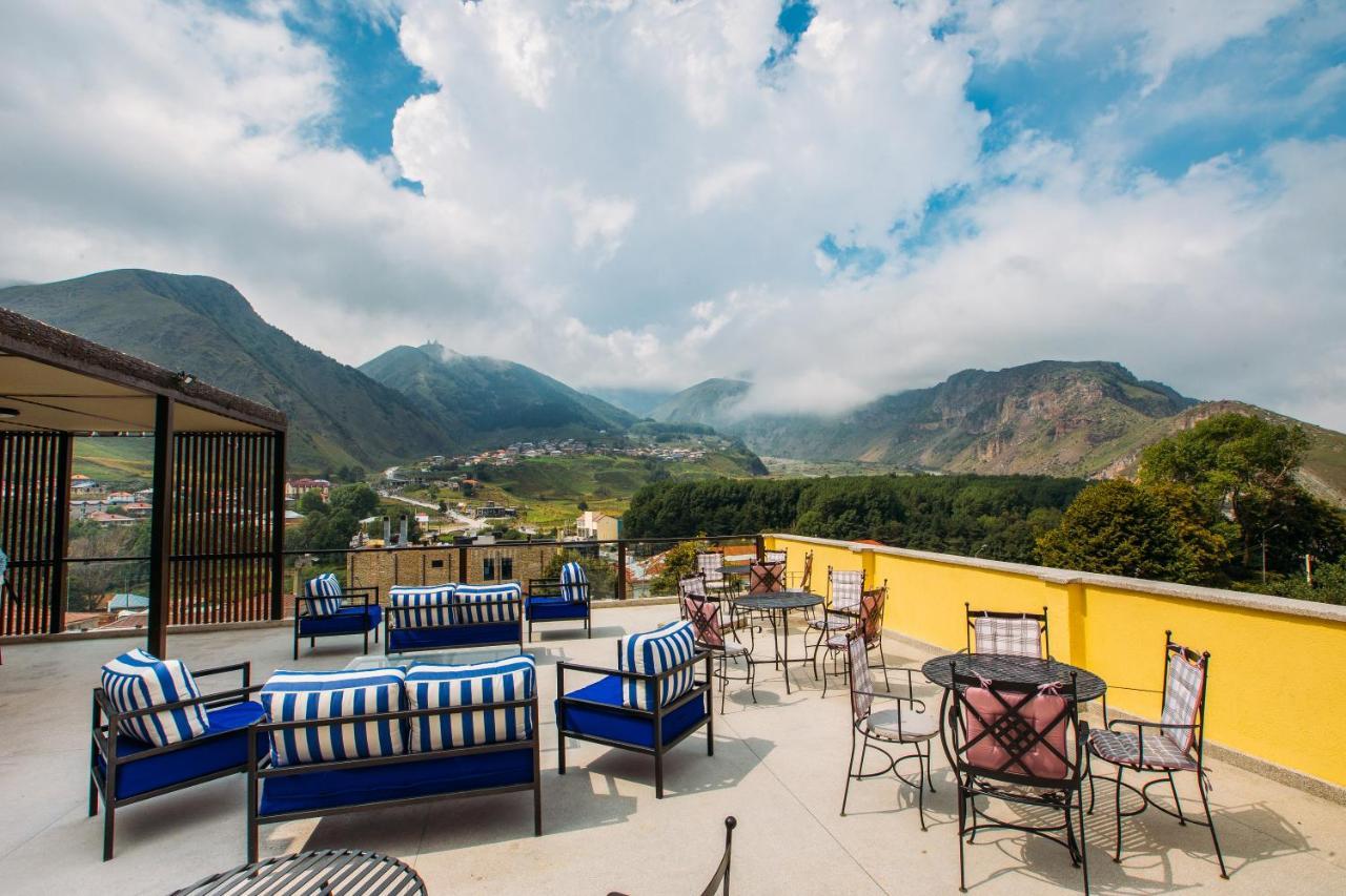 Mount Inn Kazbegi المظهر الخارجي الصورة