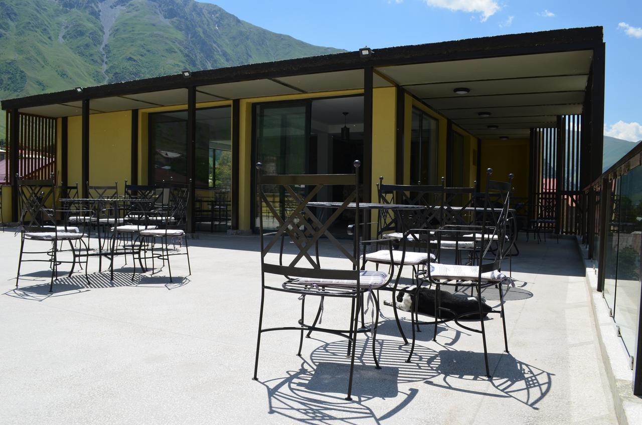 Mount Inn Kazbegi المظهر الخارجي الصورة
