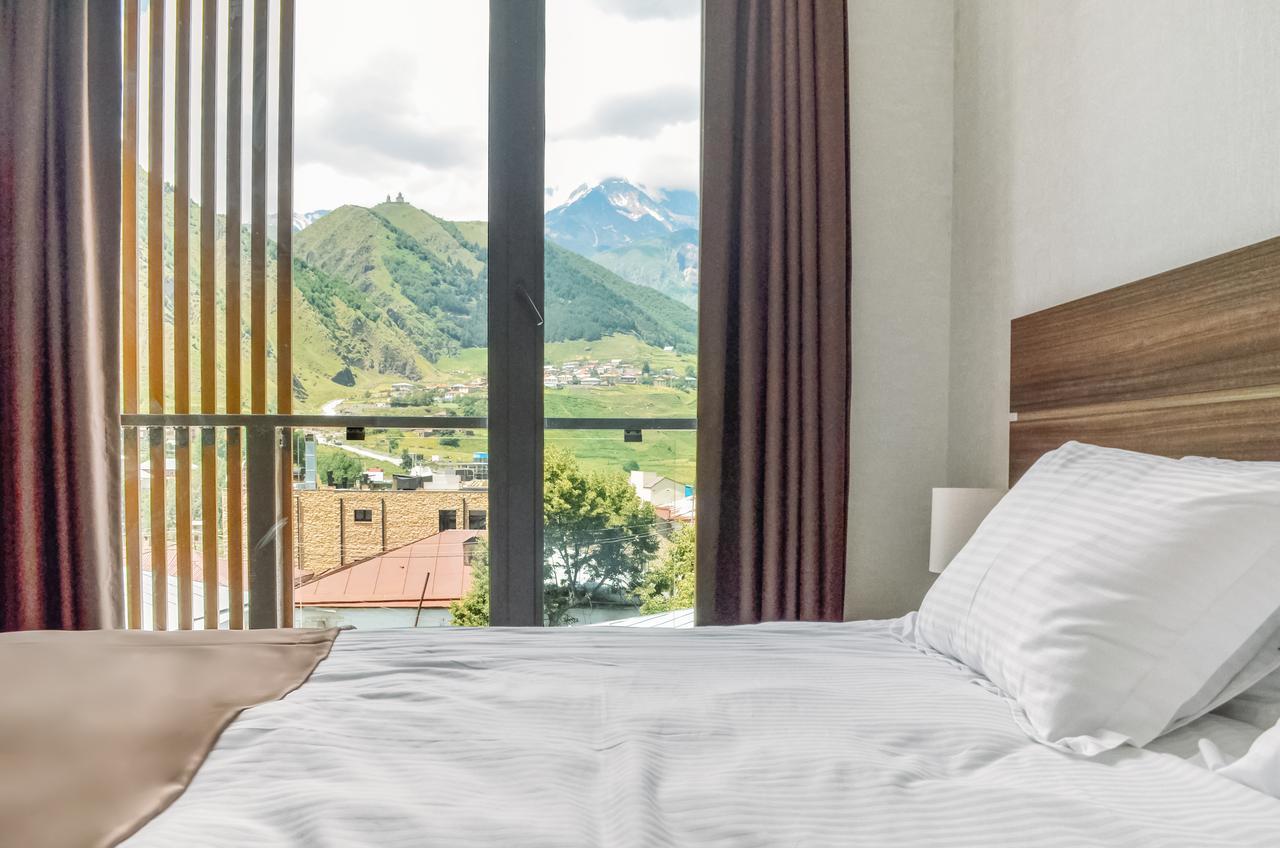 Mount Inn Kazbegi المظهر الخارجي الصورة